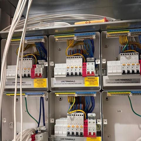 Electrical work in Wimbledon, photo 3